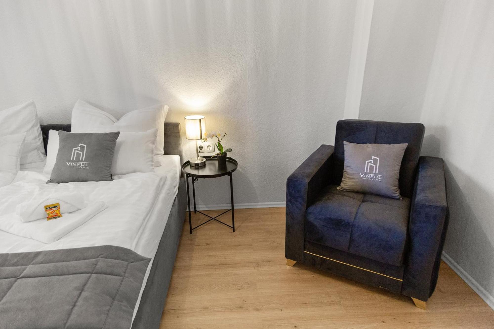Vinful: Premium-Apartment Mit Balkon Und Parkplatz Mülheim an der Ruhr Buitenkant foto